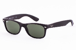 Ray-Ban RB2132 New Wayfarer Sunglasses,Black Frame/G-15-XLT Lens,52 mm